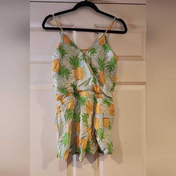 Tipsy Elves multicolored sleeveless shorts romper with pockets M - Picture 4 of 4